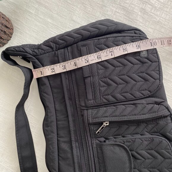 Lug Double Dutch Quilted Crossbody Tote Bag Black - Picture 13 of 16